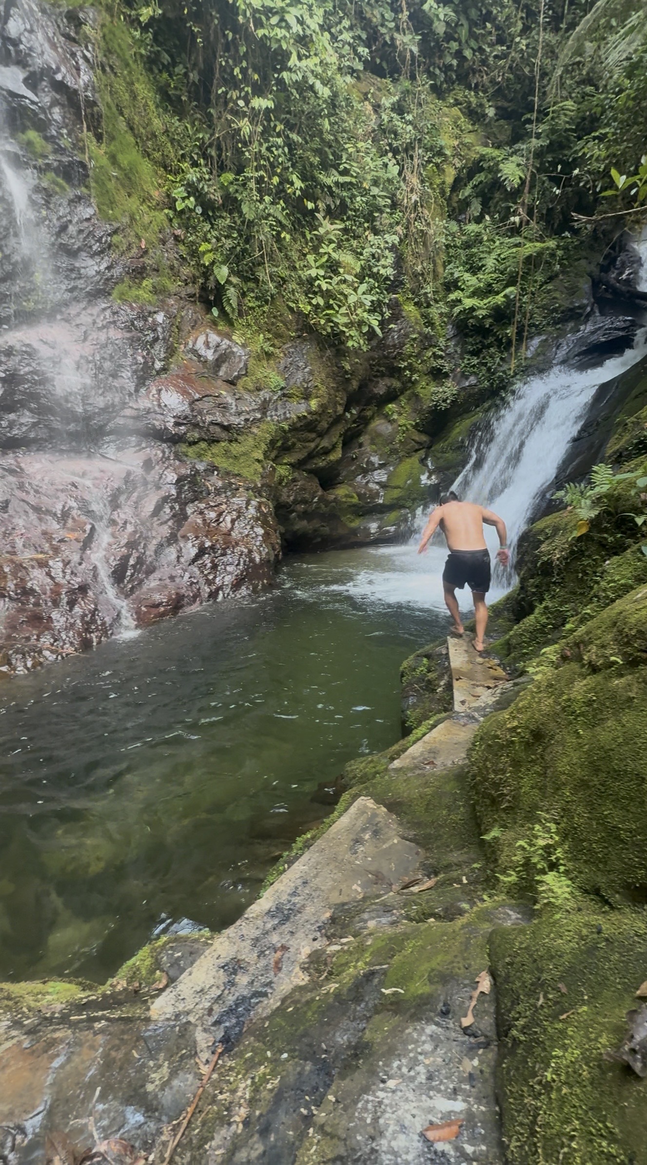 Detalle de la caída de agua